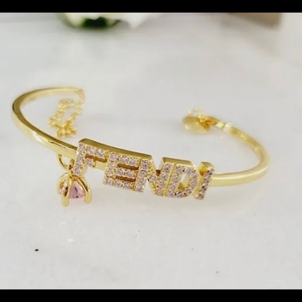 Auth FENDI Gold Tone Rhinestone Bracelet - preown